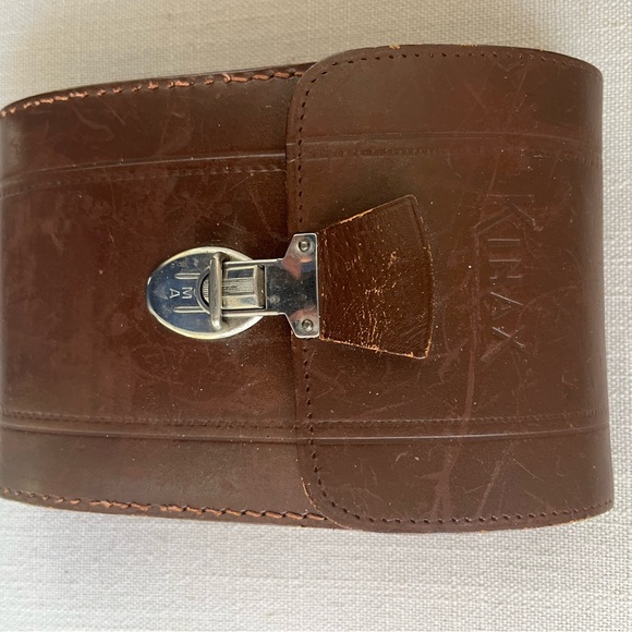 Kinax Vintage Bellows Camera from France with Brown Leather Case - Picture 7 of 8